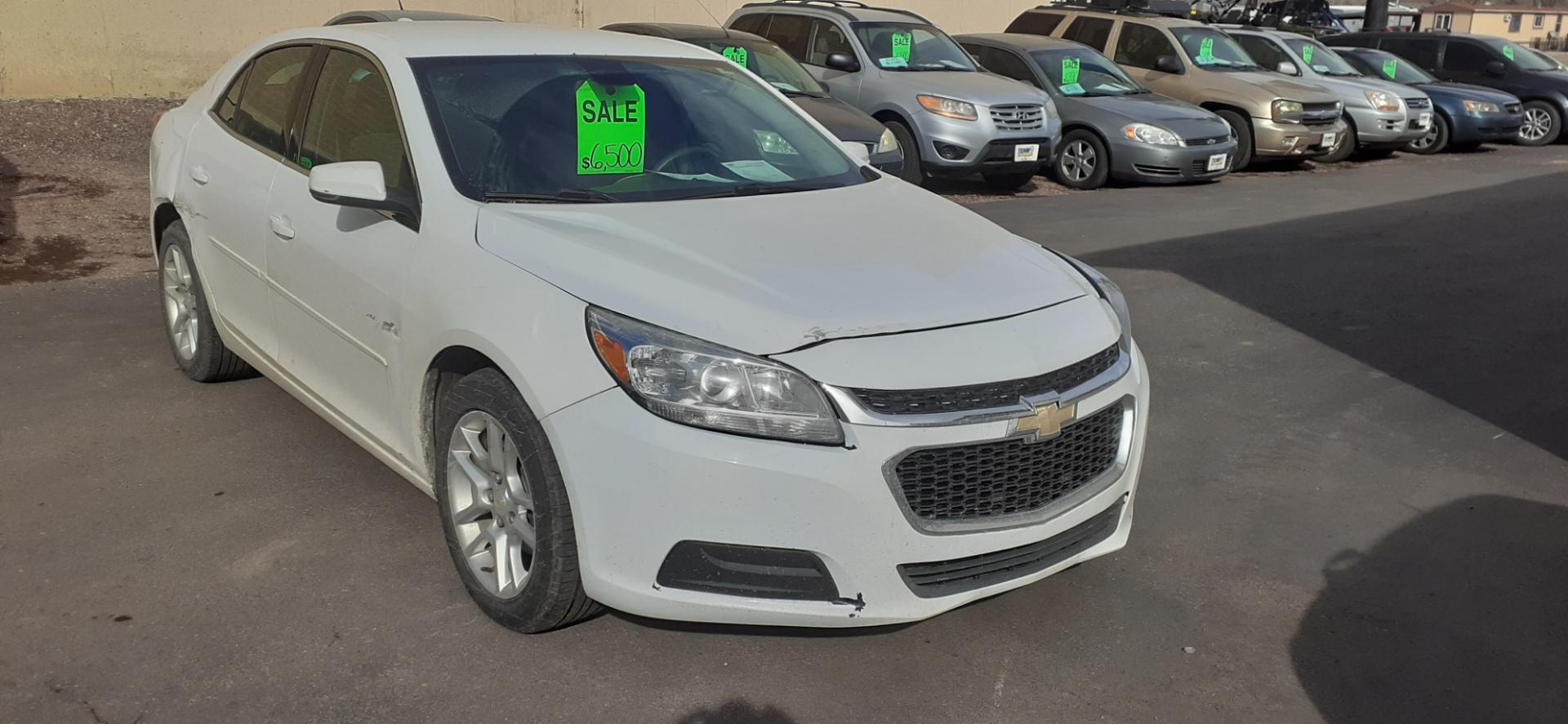 2016 Chevrolet Malibu Limited 1LT (1G11C5SA7GF) with an 2.5L L4 DOHC 16V engine, 6A transmission, located at 2015 Cambell Street, Rapid City, SD, 57701, (605) 342-8326, 44.066433, -103.191772 - CARFAX AVAILABLE - Photo#4